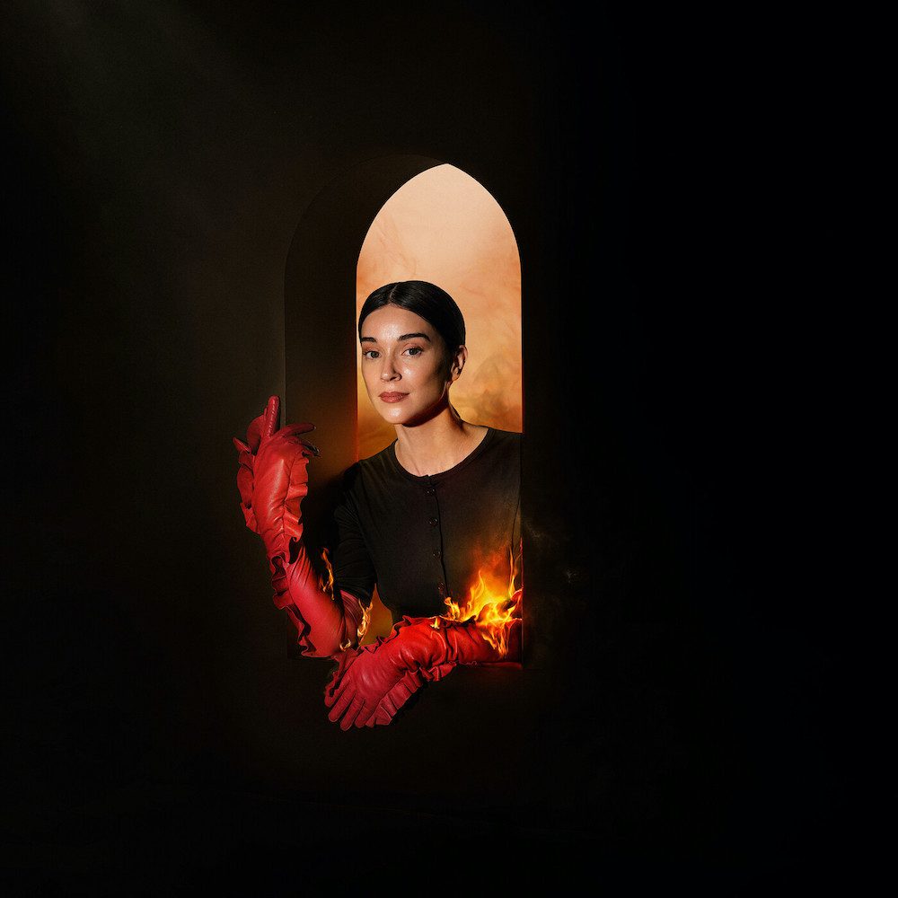 St. Vincent Announces Spanish Version Of Her Recent Album: Hear “Hombre Roto”