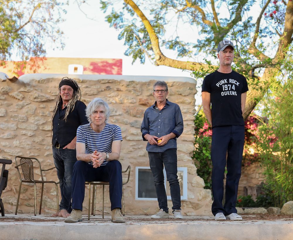 Nada Surf – “Losing”