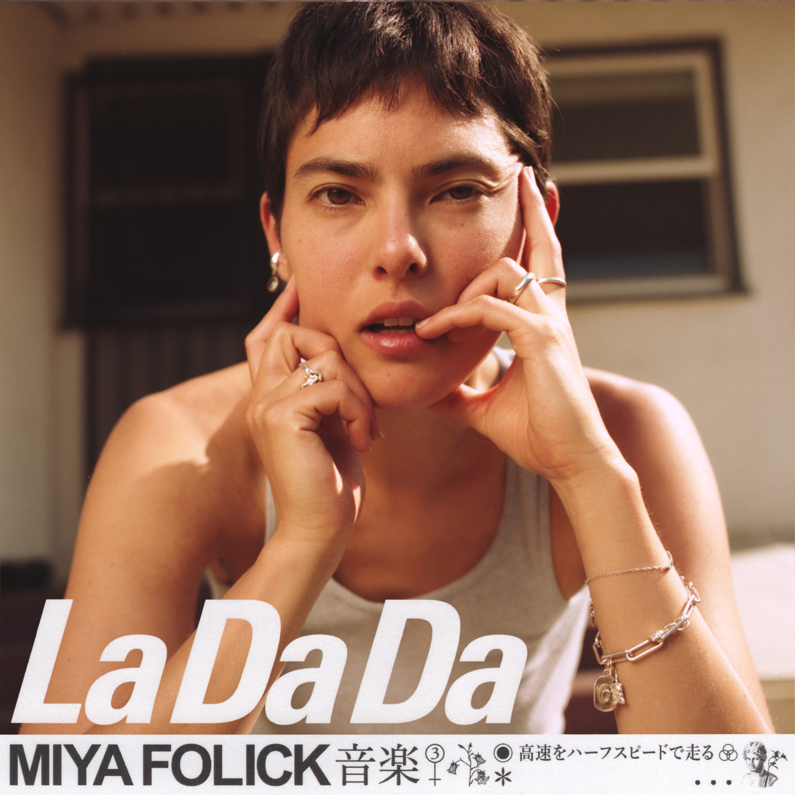 Miya Folick – “La Da Da”